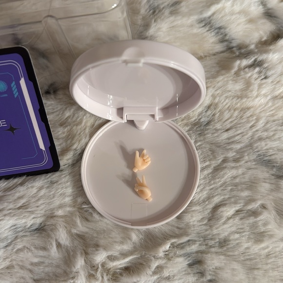 Pop mart Blythe Bausch Lomb Lacelle * 4 Eye Changes with pull string!! - Picture 7 of 13